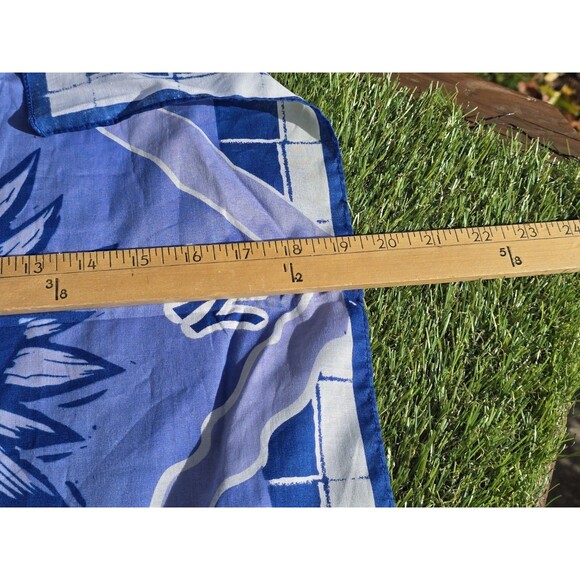 Vintage NY Yankees & Snapple Bandana with Advertising Sunburst Face Blue White - Picture 6 of 7